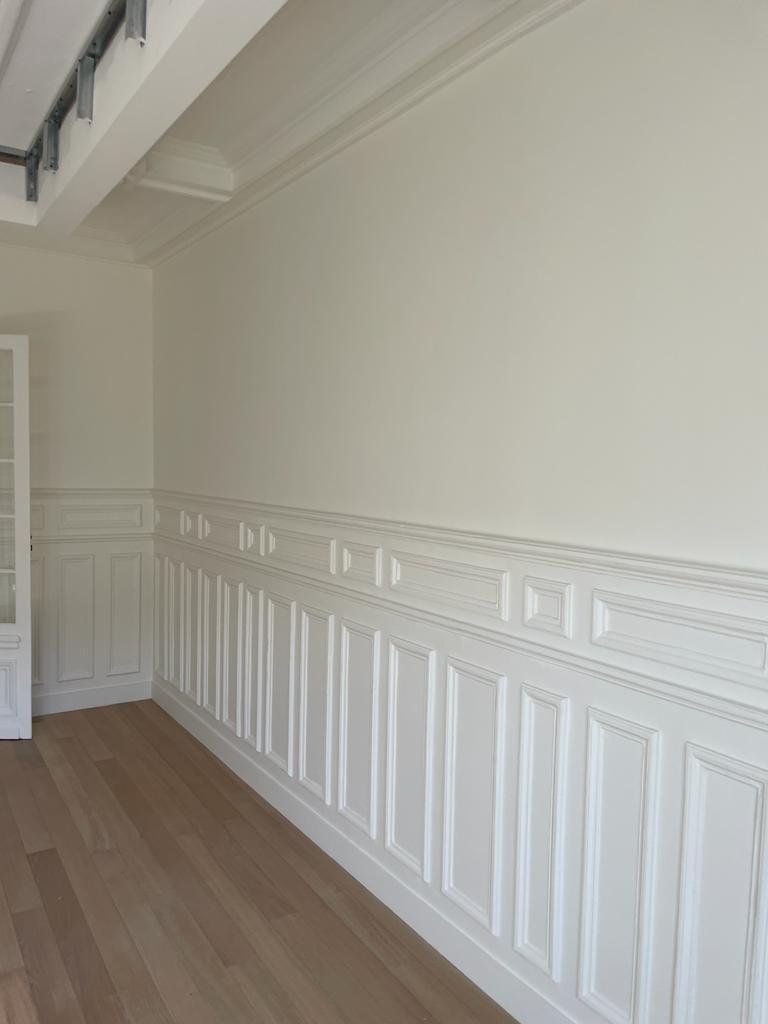Bureaux — peinture boiseries et moulures