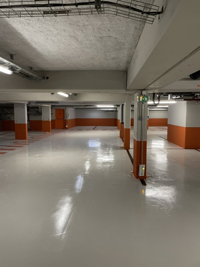 Parking souterrain — rénovation complète